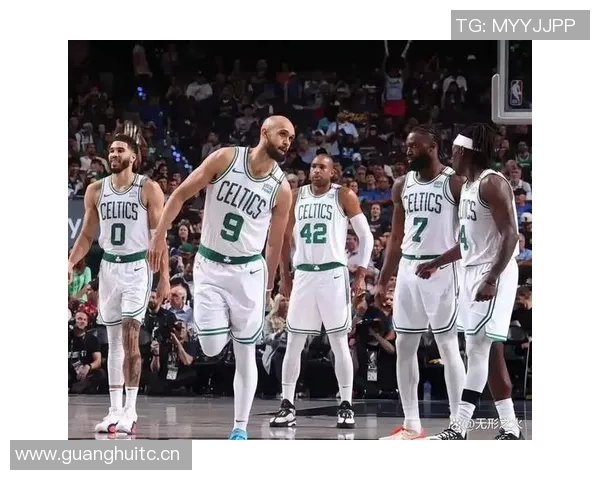 贝弗利称独行侠争冠潜力巨大双中锋阵容提升防守表现